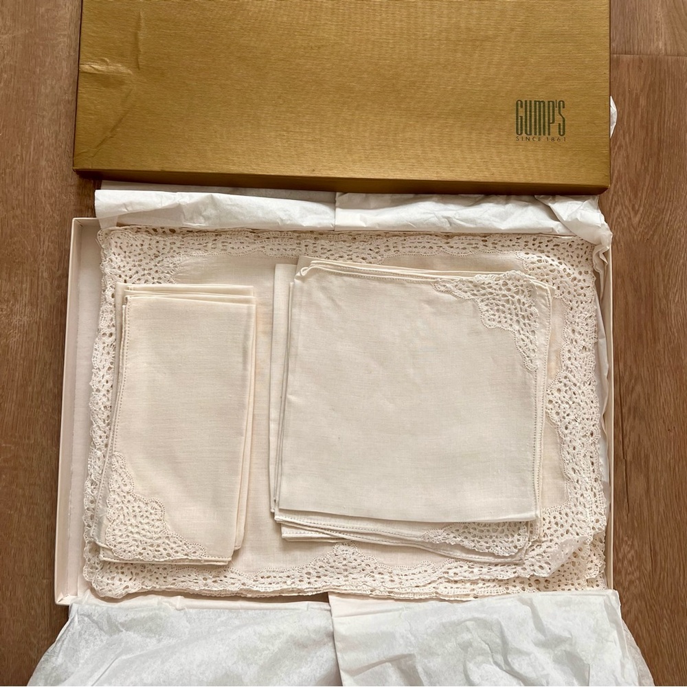 Vtg Luxury Gump’s‎ Since 1861 Ivory Lace Linen Placemats & Napkins 16 PC, 3 Used